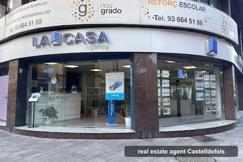 Agencia inmobiliaria en Castelldefels, real estate agents in castelldefels (photo 3)