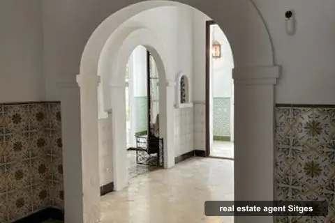 Apple Houses, real estate agents in sitges (photo 2)