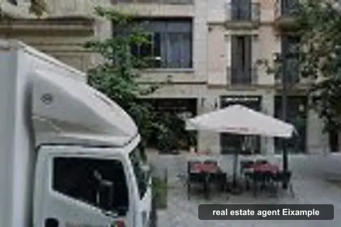 Artic Properties, real estate agents in l'Antiga Esquerra de l'Eixample (photo 2)