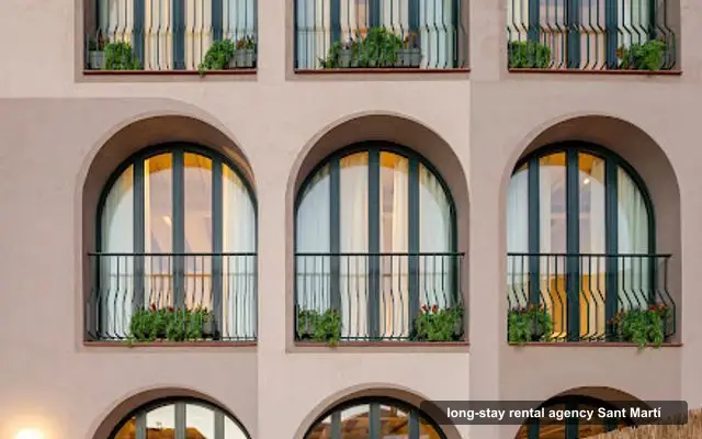 Casa Badajoz, agencia de alquiler en Sant Martí, Barcelona