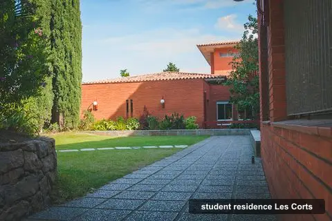 Domicile, student residences and student housing in Pedralbes (photo 3)