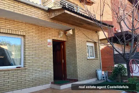 FINCAS DEFELS REAL ESTATE, real estate agents in castelldefels (photo 3)