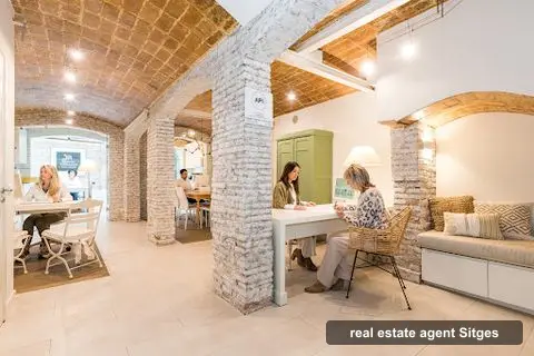 Finques Parellades, real estate agents in sitges (photo 2)