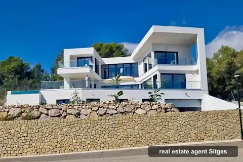 Happy Expat Homes, real estate agents in sitges (photo 3)