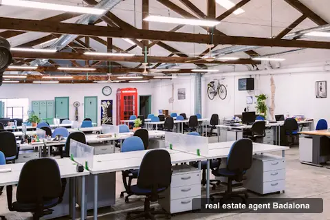 INMO YANG, real estate agents in badalona (photo 3)