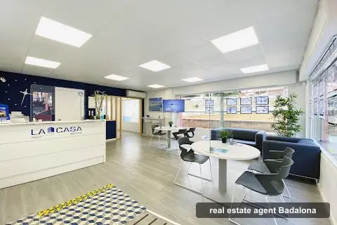 Inmobiliaria en Badalona, real estate agents in badalona (photo 3)