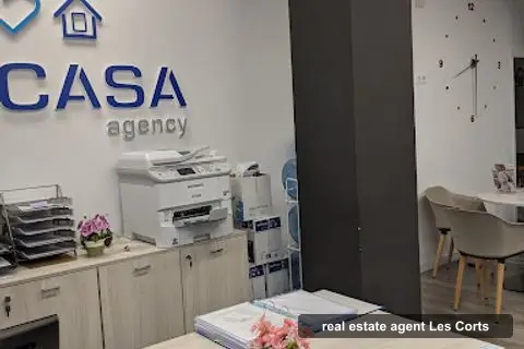 La Casa Agency, real estate agents in les Corts (photo 3)
