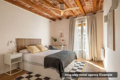 Llogo BCN, long-stay and furnished rental agencies in la Nova Esquerra de l'Eixample (photo 2)