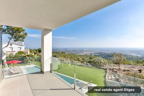 Monica Panato Home Real Estate Agent, real estate agents in sitges (photo 2)