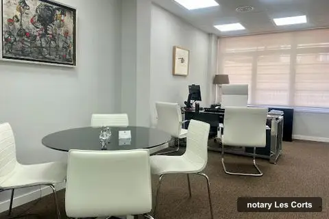 Notaría Gonzalo Sauca Núñez de Prado, notaries in les Corts (photo 3)