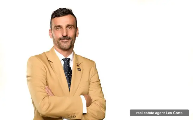 Oscar Ollés Asesor inmobiliario en Les Corts, Barcelona / Century 21 Smart Point, real estate agent in Les Corts, Barcelona