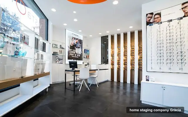 SANTACREU DESIGN. Diseño de clínicas dentales.Interiorismo. Reformas, home staging company in Gràcia, Barcelona