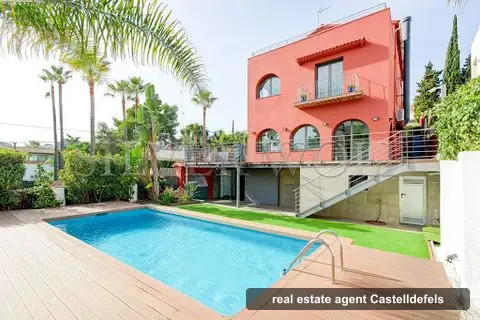 Silver Wolf, real estate agents in castelldefels (photo 3)
