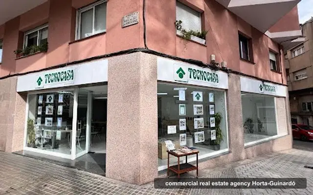 Tecnocasa agencia inmobiliaria, inmobiliaria comercial en Horta-Guinardó, Barcelona