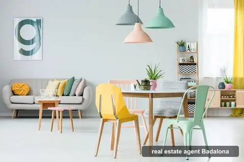 Tecnocasa agencia inmobiliaria, real estate agents in badalona (photo 2)