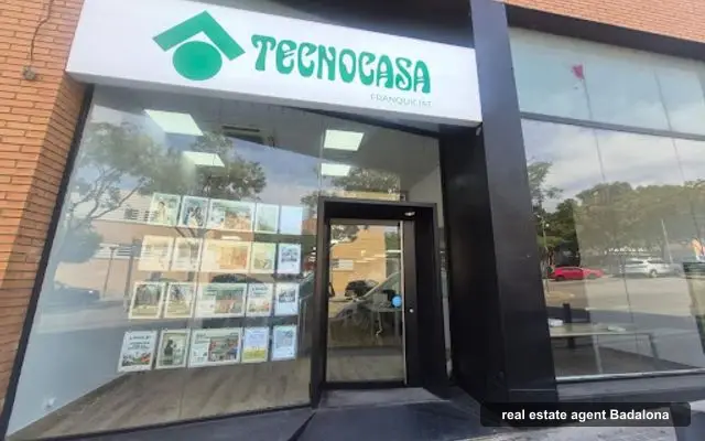 Tecnocasa agencia inmobiliaria, real estate agent in Badalona