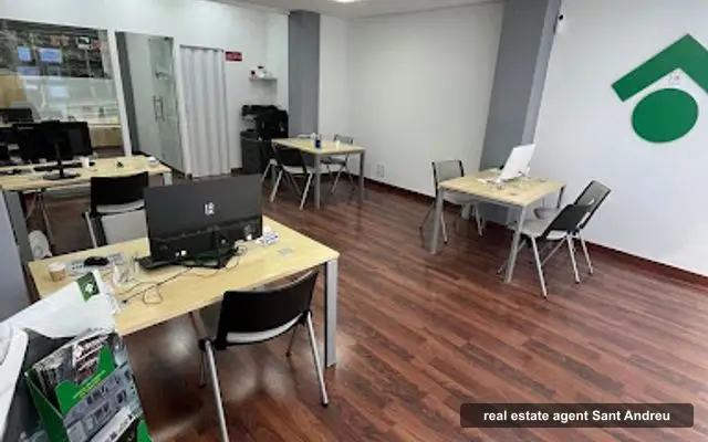 Tecnocasa agencia inmobiliaria, real estate agent in Sant Andreu, Barcelona