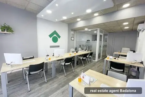Tecnocasa agencia inmobiliaria, real estate agents in badalona (photo 2)