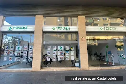 Tecnocasa agencia inmobiliaria, real estate agents in castelldefels (photo 3)