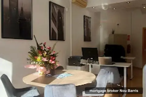 Totcore Consultores Inmobiliarios, mortgage brokers in Vilapicina i la Torre Llobeta (photo 3)