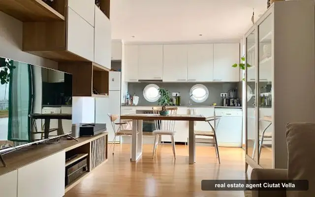 ÚNICO HOGAR, real estate agent in Ciutat Vella, Barcelona